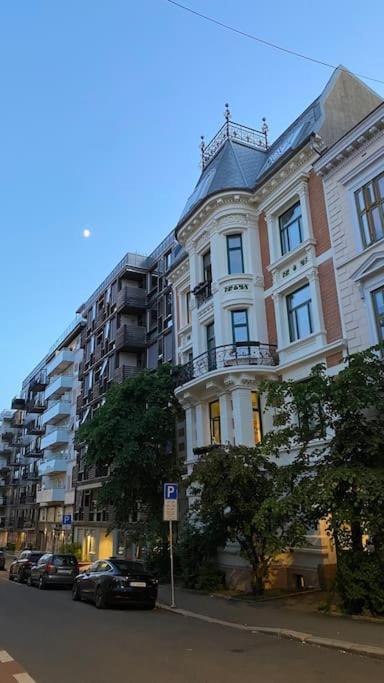 Elegant & Quiet Apartment In Historic House - Prime Location In Oslo West Extérieur photo